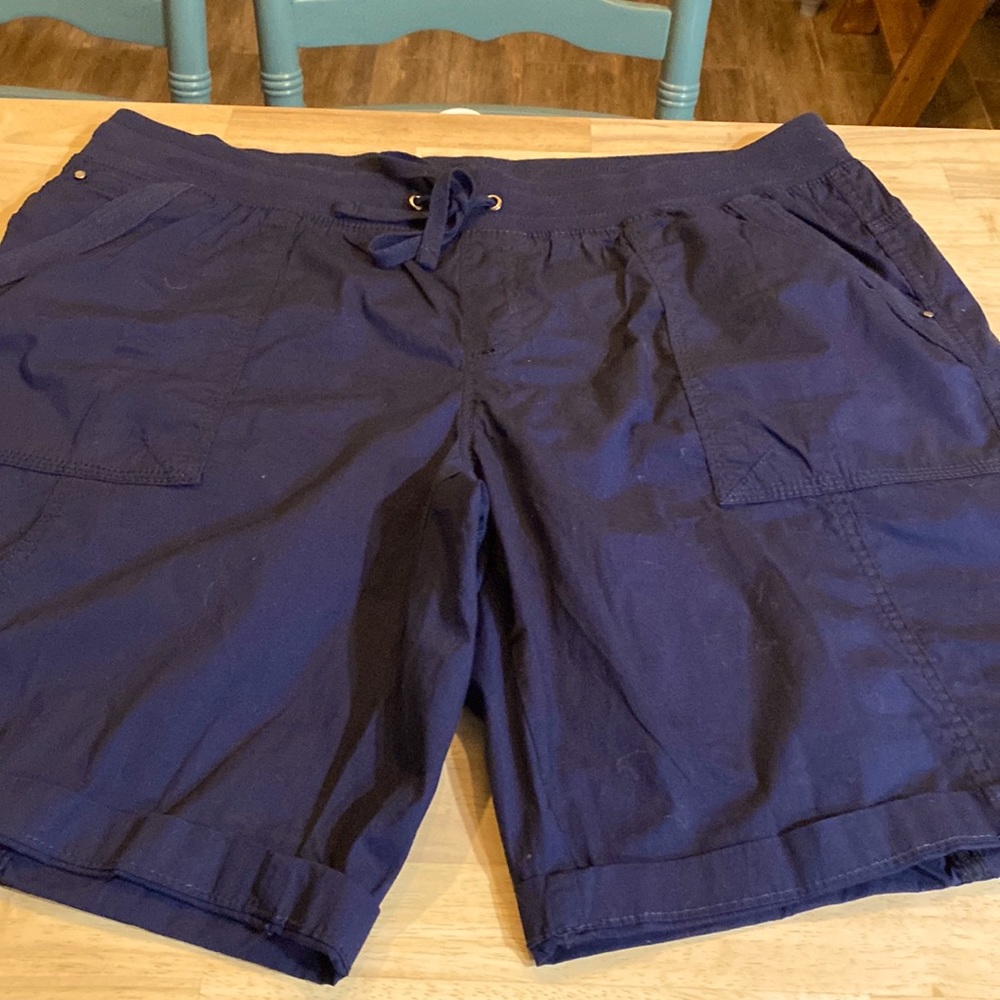 Avenue Women’s Navy Poplin Drawstring Pull On Shorts